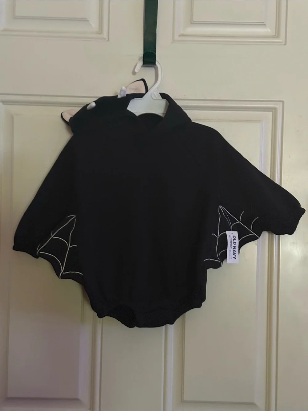 Old Navy Black Bat Wing Hoodie Romper Costume size 12-18 month NWT